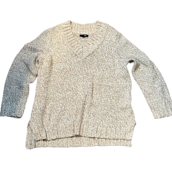 Chaps tan cream and gold b-neck acrylic sweater - Picture 1 of 9